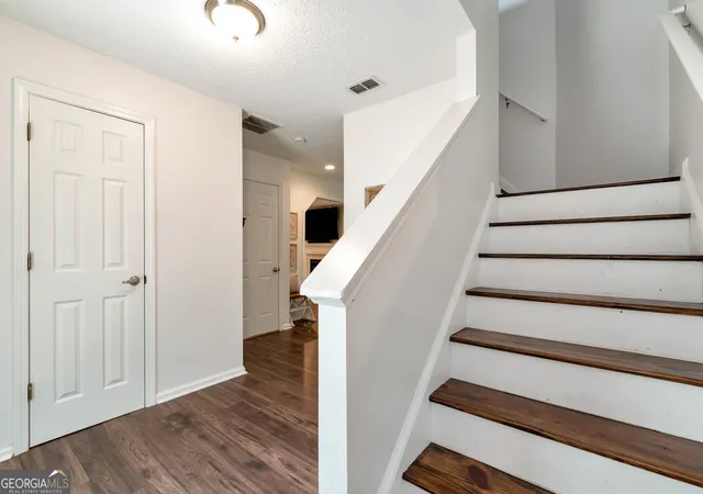 Photo 3 of Single family home for sale at 4205 Ridgebrook Bnd, Cumming, GA 30028 | MLS# 10738483 | Listing updated on 2026-09-21