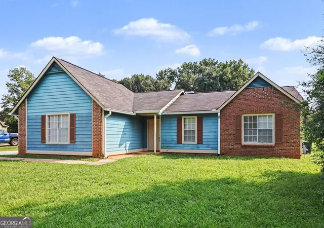 2nd image of 9587 Thomas Downs Ln, Jonesboro, GA 30238 | MLS# 10818045