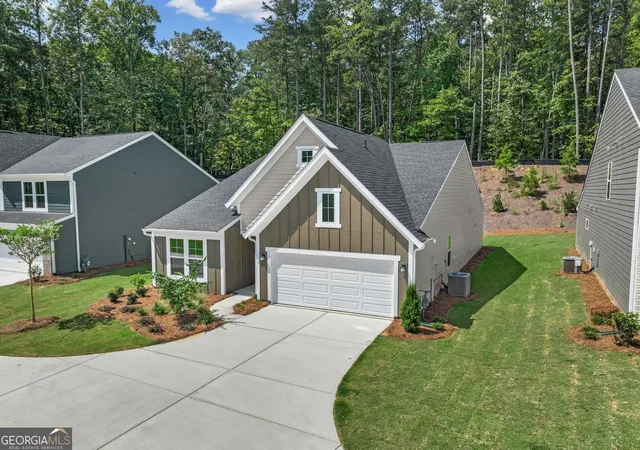 Photo 2 of Single family home for sale at 40 Park Village Bnd, Dallas, GA 30157 | MLS# 10823689 | Listing updated on 2026-09-18