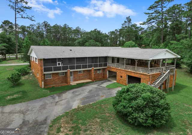 Photo 4 of Single family home for sale at 1991 Booster Clb Rd, Bainbridge, GA 39819 | MLS# 10782331 | Listing updated on 2026-09-25