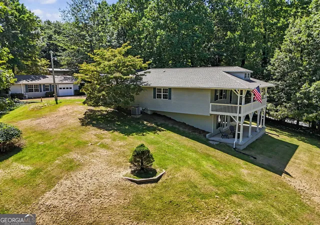 Photo 2 of Single family home for sale at 383 Morgan Dr, Hiawassee, GA 30546 | MLS# 10835906 | Listing updated on 2026-09-12