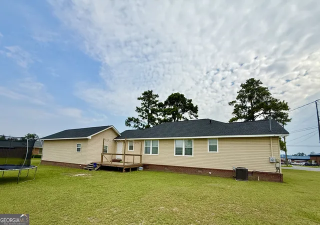 Photo 2 of Single family home for sale at 58 Burketts Ferry Rd, Hazlehurst, GA 31539 | MLS# 10820926 | Listing updated on 2026-09-19