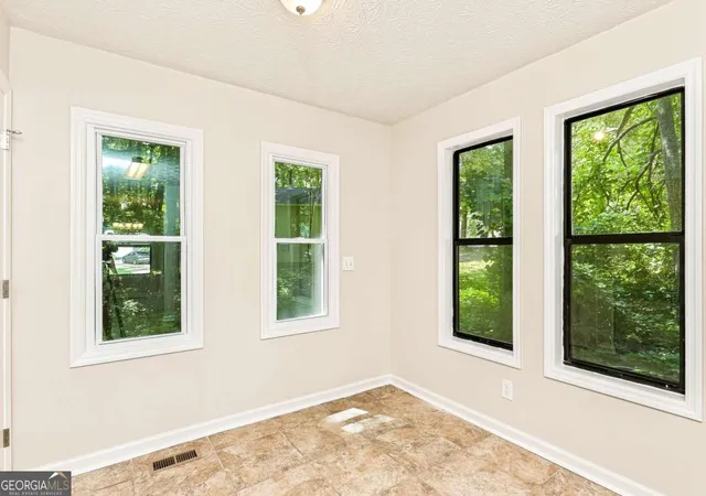 Photo 4 of Single family home for sale at 5561 Deerfield Pl Nw, Kennesaw, GA 30144 | MLS# 10820354 | Listing updated on 2026-10-19