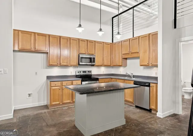 Listing Photo 4 - Condo for sale in building located at 174 Chester Ave Se, Atlanta, GA 30316 - Unit #110