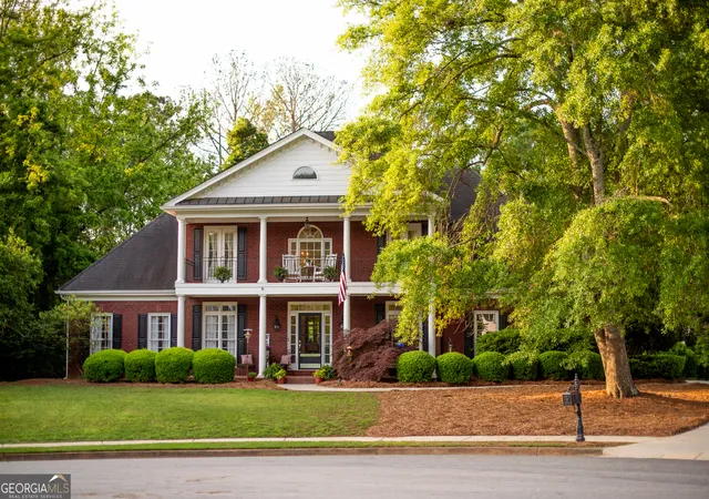 Photo 2 of Single family home for sale at 1060 Fox Holw Ct, Statham, GA 30666 | MLS# 10678413 | Listing updated on 2026-08-17