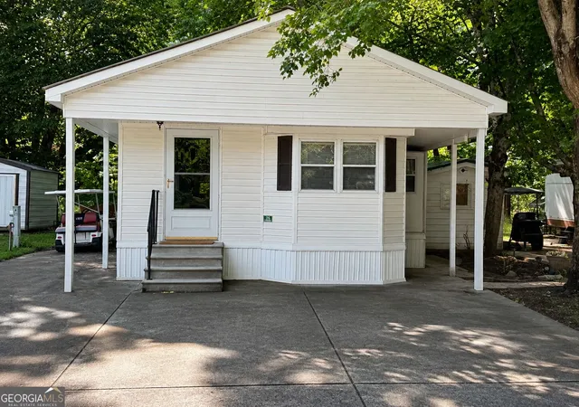 Photo 1 of Single family home for sale at 4126 Riverbank Run, Hiawassee, GA 30546 | MLS# 10829324 | Listing updated on 2026-09-10