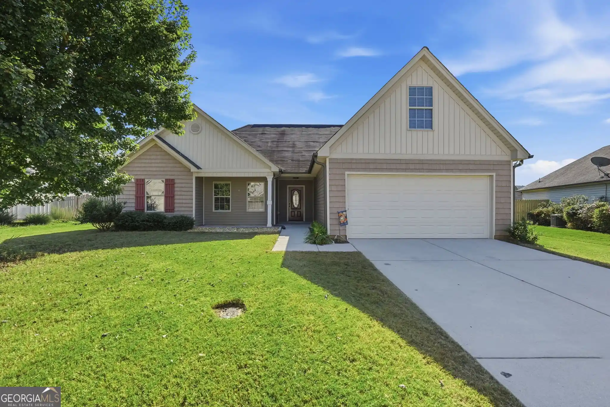 Photo 1 of Single family home for sale at 271 Stillwood Dr, Winder, GA 30680 | MLS# 10869754 | Listing updated on 2026-10-29