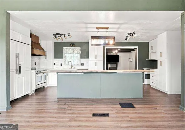 3rd image of 553 Mount Taber Church Rd, Dallas, GA 30157 | MLS# 10808845