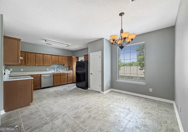 Homes for sale in Newnan, GA | 353 Smokewood Wy, Newnan, GA 30263 | MLS# 10762958