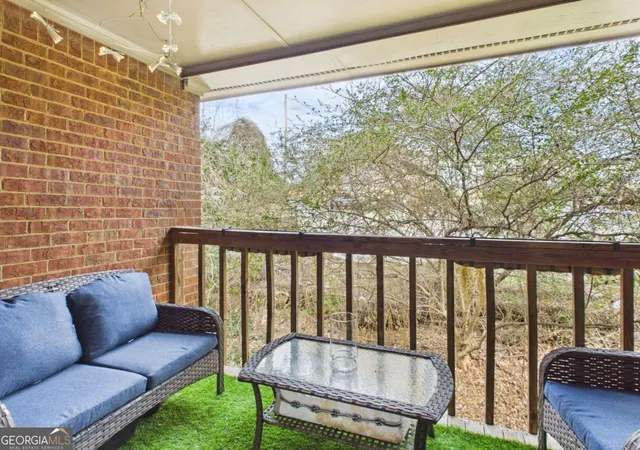 2nd image of 1055 Baxter St, Athens, GA 30606