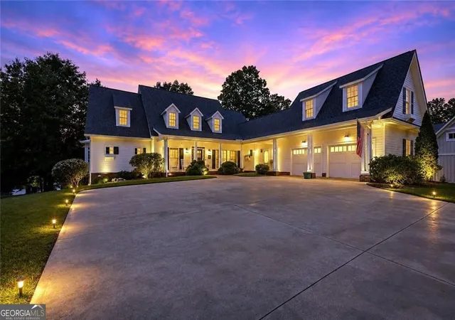 Photo 4 of Single family home for sale at 53 Winterhawk Cvs, Dawsonville, GA 30534 | MLS# 10823128 | Listing updated on 2026-10-05