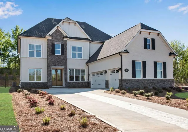 Photo 3 of Single family home for sale at 685 Caney Fork Rd, Alpharetta, GA 30005 | MLS# 10687235 | Listing updated on 2026-02-21