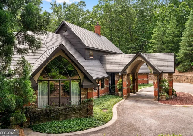 Photo 4 of Single family home for sale at 114 Lees Lake Rd, Fayetteville, GA 30214 | MLS# 10740397 | Listing updated on 2026-08-06