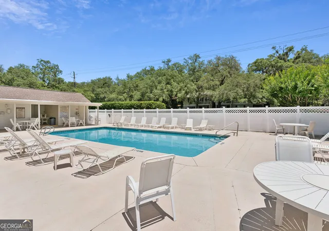 2nd image of 809 Mallery St, Saint Simons Island, GA 31522