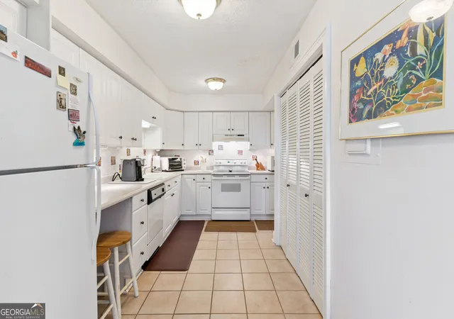 4th image of 809 Mallery St, St. Simons, GA 31522
