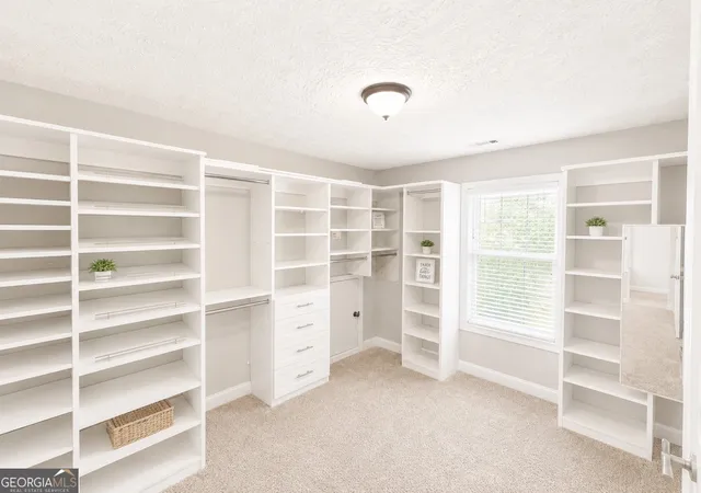 Photo 4 of Single family home for sale at 917 Ivy Brk Ct, Mcdonough, GA 30253 | MLS# 10792890 | Listing updated on 2026-10-09