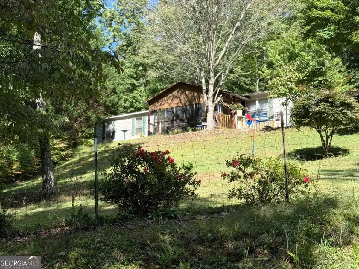Photo 1 of Manufactured home for sale at 1284 Bud Walt Rd, Hiawassee, GA 30546 | MLS# 10856547 | Listing updated on 2026-10-15