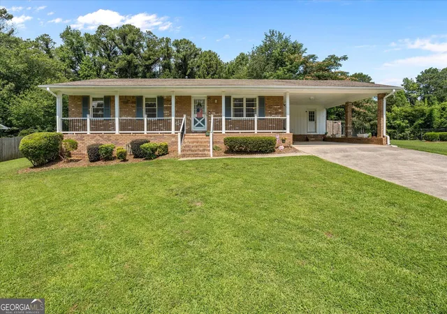 Photo 1 of Sale Pending at 1417 Pineview Cir, Douglasville, GA 30134 | MLS# 10833375 | Listing updated on 2026-09-01