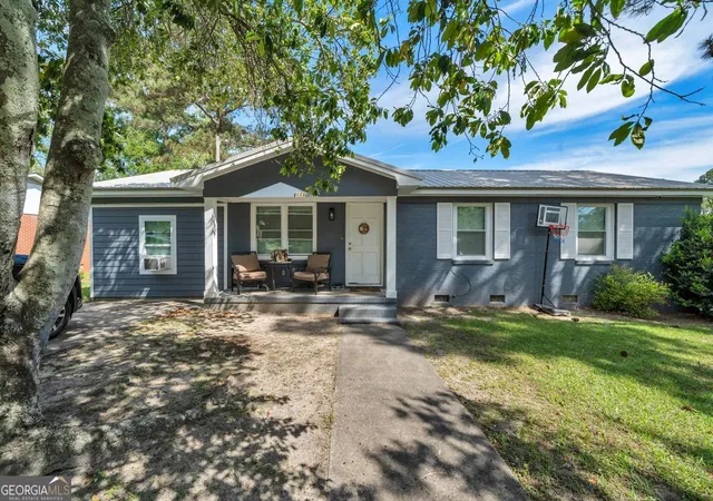 Homes for sale in Cordele, GA | 611 E 3rd Ave, Cordele, GA 31015 | MLS# 10729747