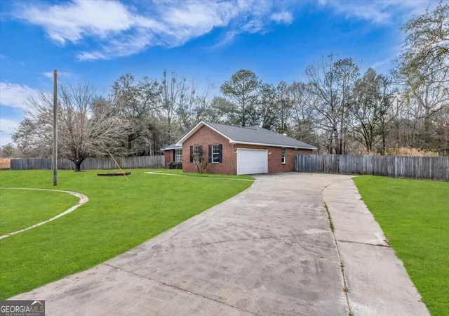 Homes for sale in Midway, GA | 153 Hughes Dr, Midway, GA 31320 | MLS# 10723646