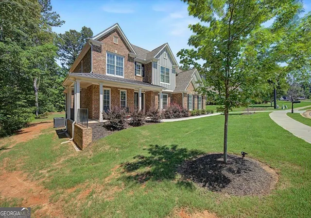 Photo 3 of Single family home for sale at 210 Manchester Ln, Villa Rica, GA 30180 | MLS# 10778735 | Listing updated on 2026-10-20