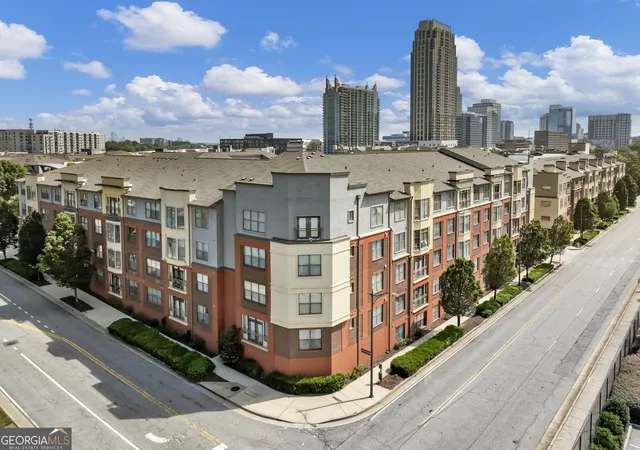 Listing Photo 1 - Condo for sale in building located at 400 17Th St Nw, Atlanta, GA 30363 - Unit #2125