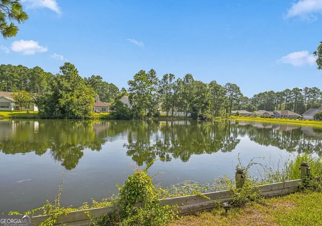 Photo 4 of Single family home for sale at 22 Shell Pointe Ct, Brunswick, GA 31525 | MLS# 10835426 | Listing updated on 2026-09-19