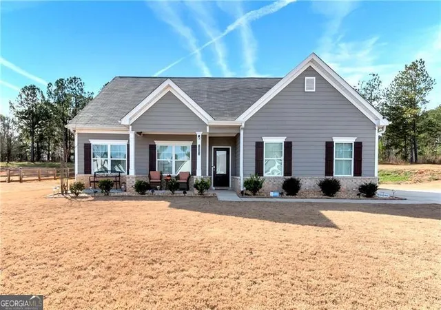 Photo 1 of Single family home for sale at 1081 Pine View Trl, Monroe, GA 30656 | MLS# 10729330 | Listing updated on 2026-08-14