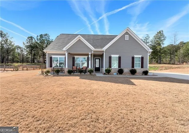 Photo 2 of Single family home for sale at 1081 Pine View Trl, Monroe, GA 30656 | MLS# 10729330 | Listing updated on 2026-08-14