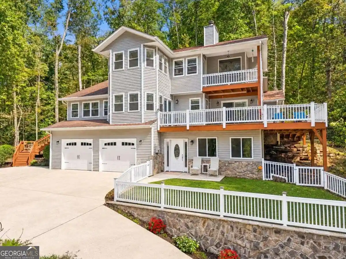 Photo 1 of Single family home for sale at 364 Talona Lake Ter, Ellijay, GA 30536 | MLS# 10875845 | Listing updated on 2026-10-20