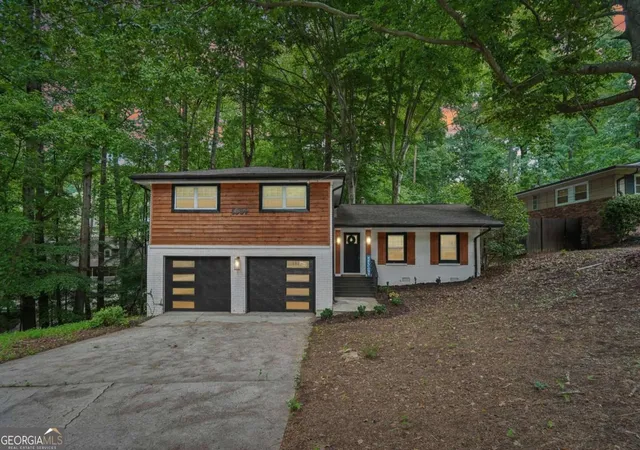 1st image of 1564 Bubbling Creek Rd Ne, Brookhaven, GA 30319 | MLS# 10778184