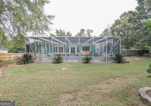 Homes for sale in Milledgeville, GA | 240 Nw Southern Walk Dr, Milledgeville, GA 31061 | MLS# 10799588