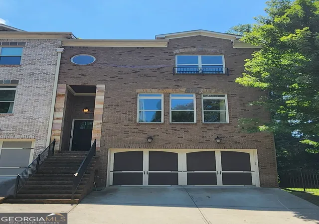 Townhouse for sale at 492 Pearl Cove Ct, Sandy Springs, GA 30350 | MLS# 10817431