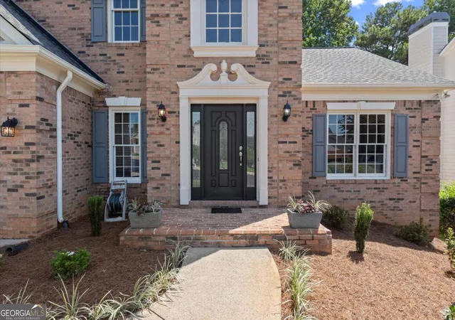 Photo 2 of Single family home for sale at 3025 Brockton Close, Marietta, GA 30068 | MLS# 10828826 | Listing updated on 2026-09-02