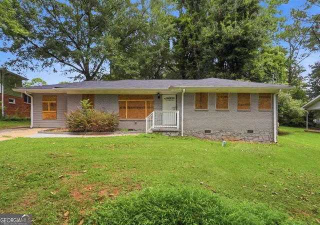 Photo 2 of Single family home for sale at 3456 Glensford Dr, Decatur, GA 30032 | MLS# 10820005 | Listing updated on 2026-08-19