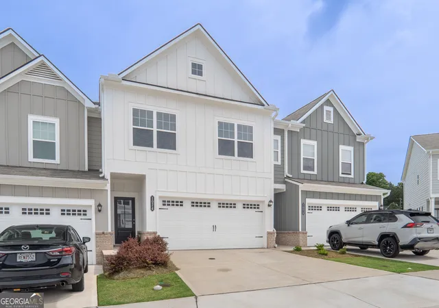 2nd image of 1074 Chastain Dr #44, Sugar Hill, GA 30518 | MLS# 10756878