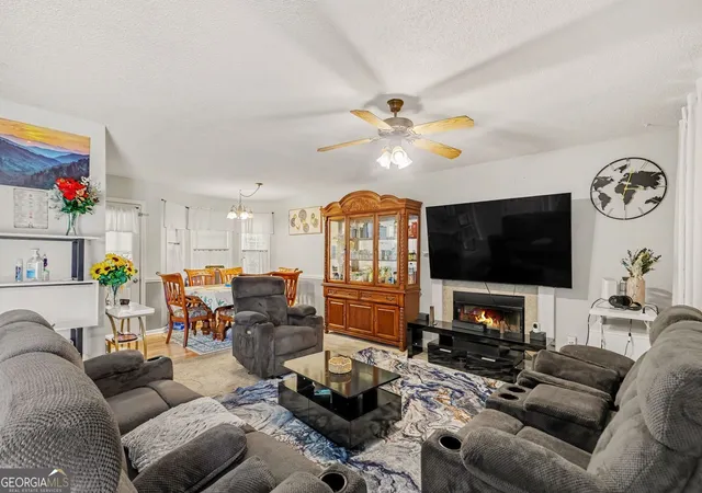 Photo 2 of Single family home for sale at 329 River Trace Dr, Villa Rica, GA 30180 | MLS# 10832687 | Listing updated on 2026-09-08