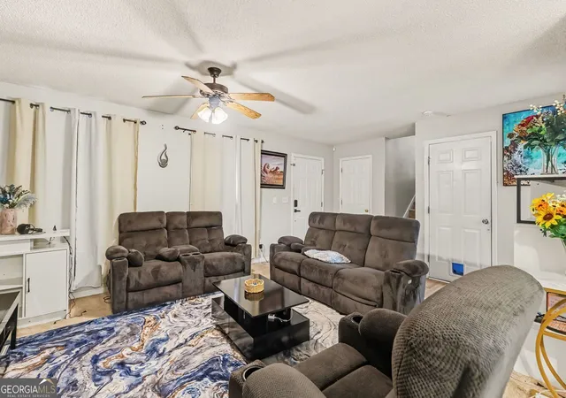 Photo 3 of Single family home for sale at 329 River Trace Dr, Villa Rica, GA 30180 | MLS# 10832687 | Listing updated on 2026-09-08