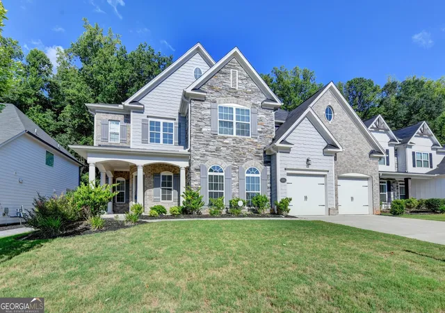 Photo 3 of Single family home for sale at 232 Wild Rose Cir, Canton, GA 30115 | MLS# 10780737 | Listing updated on 2026-07-21