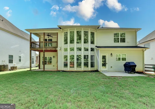 Photo 3 of Single family home for sale at 232 Wild Rose Cir, Canton, GA 30115 | MLS# 10780737 | Listing updated on 2026-07-21