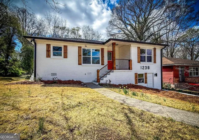 Homes for sale in Atlanta, GA | 1238 Westboro Dr Sw, Atlanta, GA 30310 | MLS# 10699637