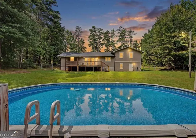 Photo 3 of Single family home for sale at 576 Cross Plains Rd, Carrollton, GA 30116 | MLS# 10820846 | Listing updated on 2026-10-02