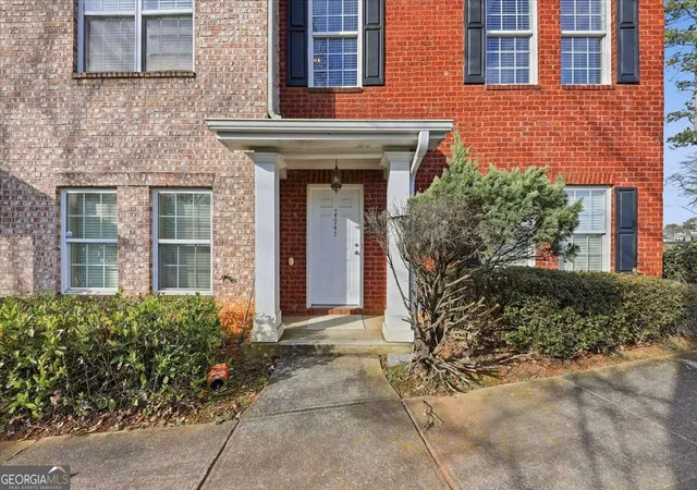 2nd image of 4941 Mountainside Trl, Stone Mountain, GA 30083 | MLS# 10679589