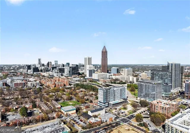 3rd image of 32 Peachtree St Nw #1307, Atlanta, GA 30303 | MLS# 10718914