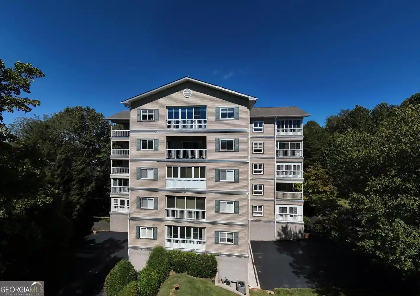 Photo 1 of Condo for sale at 121 River St #3A, Hiawassee, GA 30546 | MLS# 10855641 | Listing updated on 2026-10-15