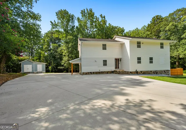 3rd image of 7326 Leland Ln, Jonesboro, GA 30236 | MLS# 10806389