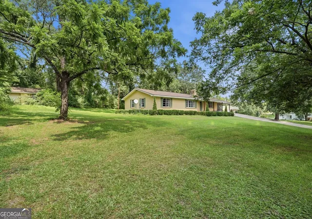1st image of 264 School St St, Gillsville, GA 30543 | MLS# 10800325