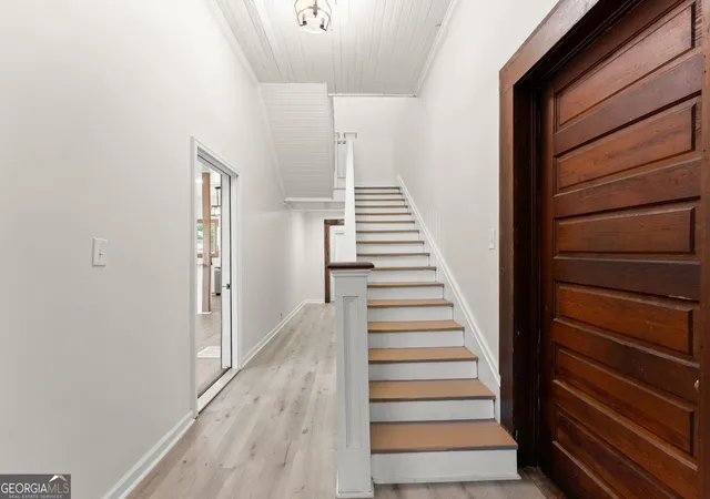 Photo 3 of Single family home for sale at 2158 N Broad St, Commerce, GA 30529 | MLS# 10796820 | Listing updated on 2026-10-07