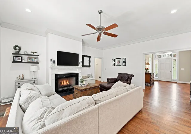 2nd image of 4593 Montclair Cir, Gainesville, GA 30506 | MLS# 10820086