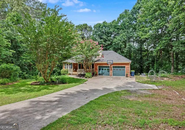 3rd image of 2717 Upper Sweetwater Trl Se, White, GA 30184 | MLS# 10788967